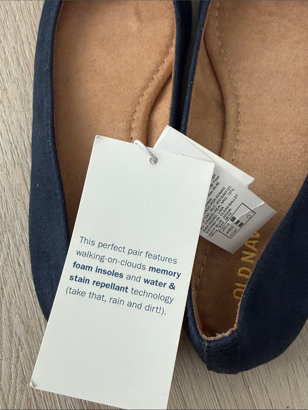 Old Navy women’s Navy Suede-Look Ballet Flats with Tan Insole - Picture 4 of 4